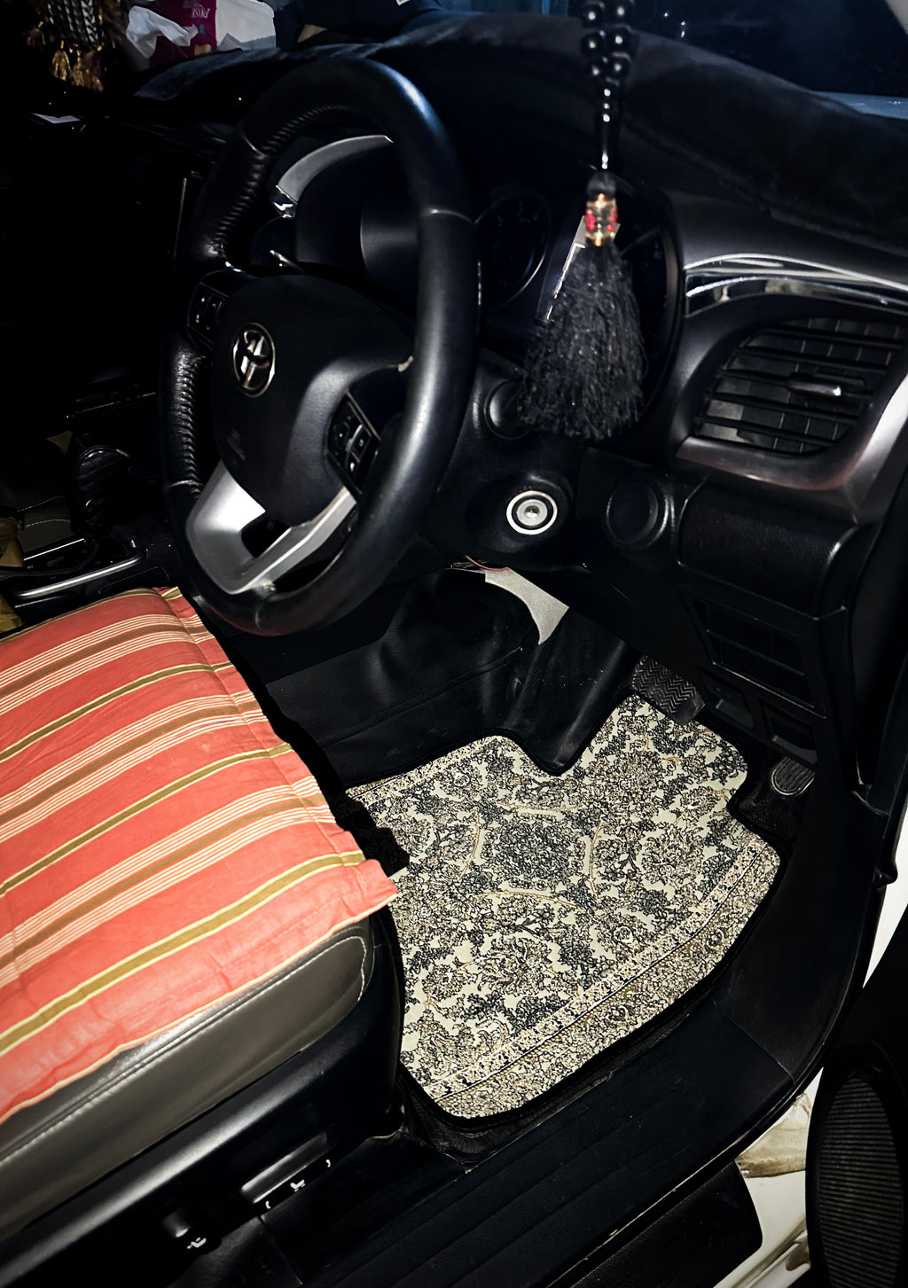 Beige Persian - Design 3