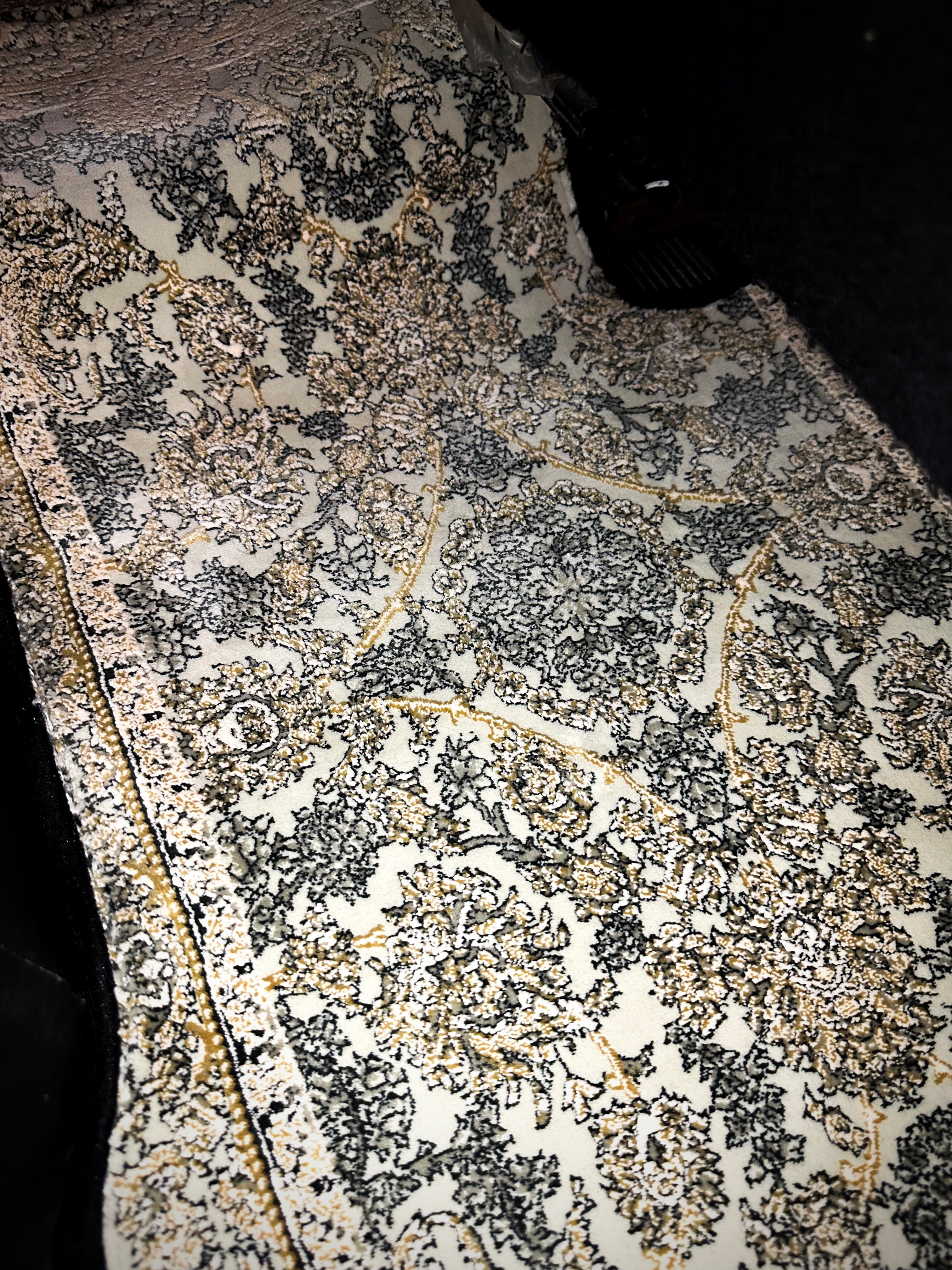 Beige Persian - Design 3