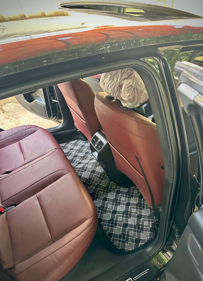 Carbon Aura – Premium Kashmiri Rug Car Mats