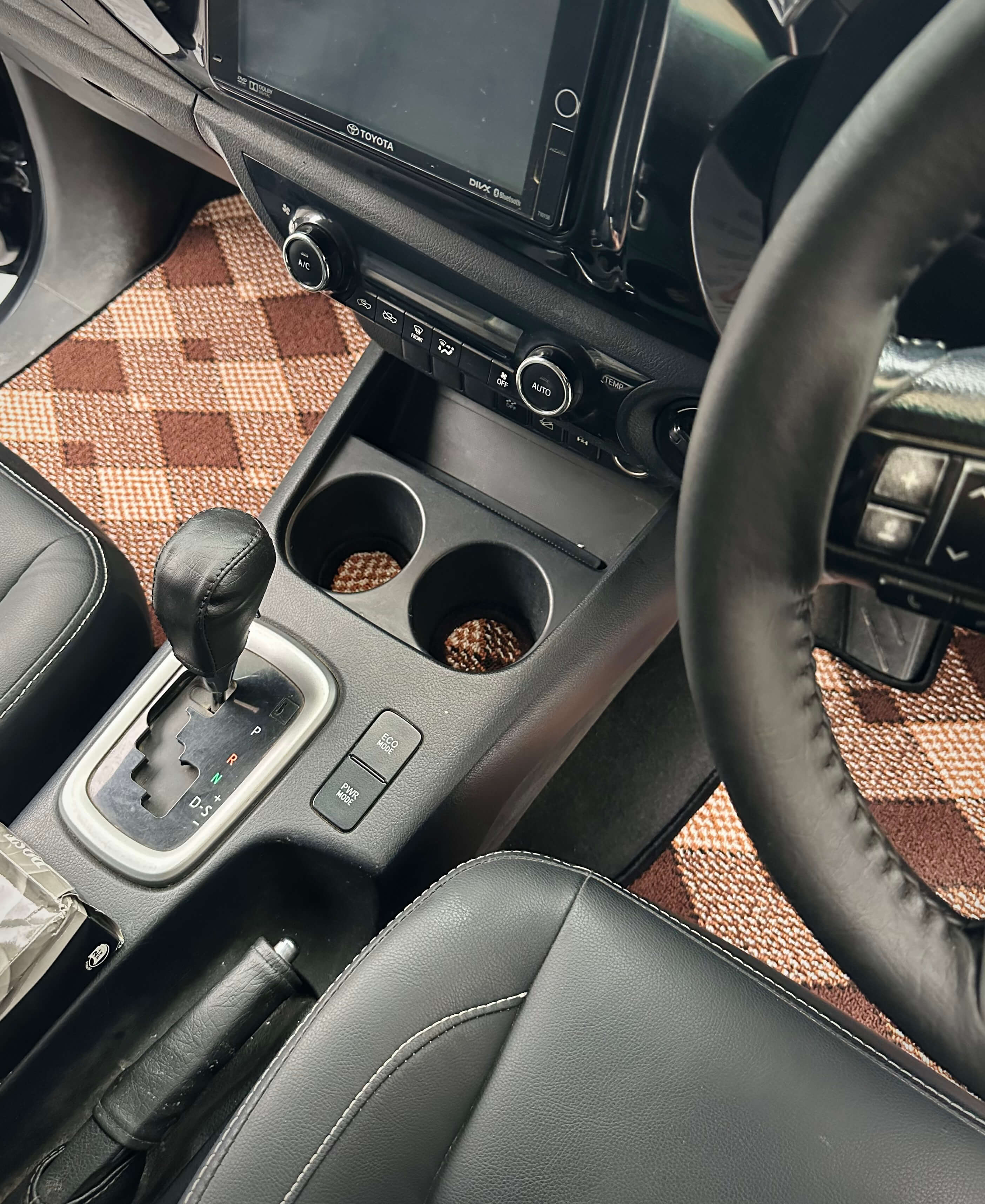 Chocolate Aura – Premium Kashmiri Rug Car Mats