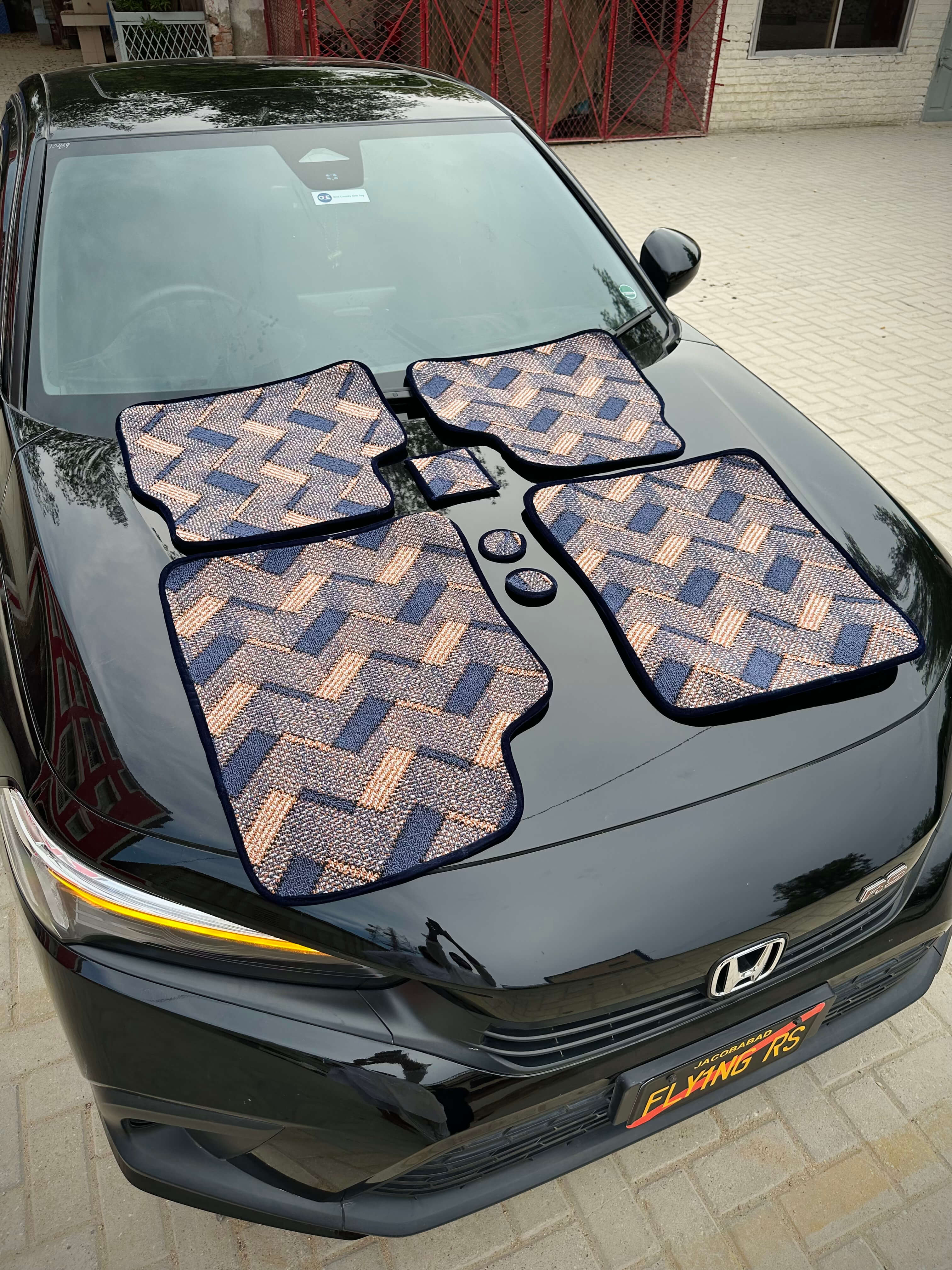 Sapphire Aura – Premium Kashmiri Rug Car Mats