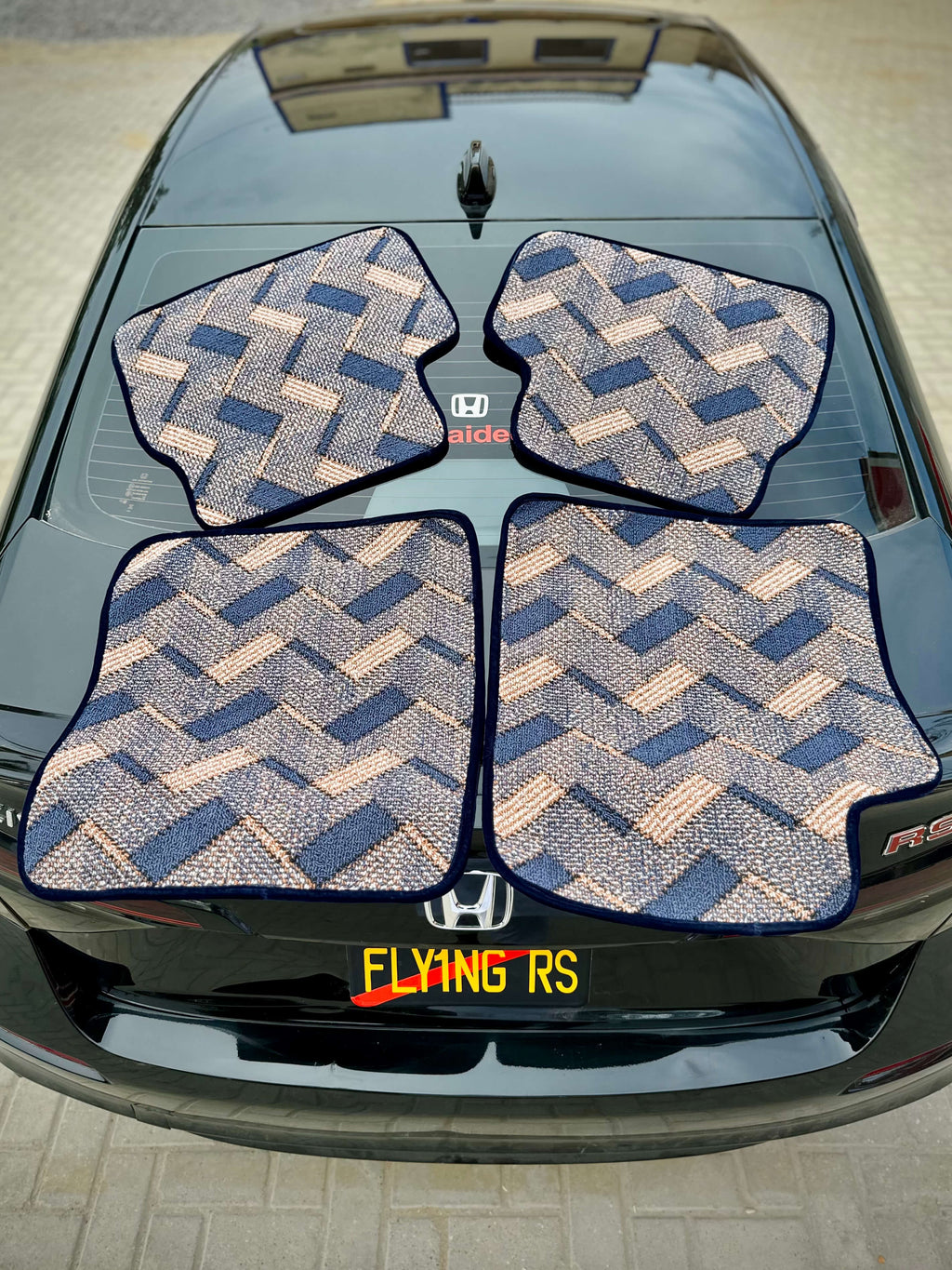 Sapphire Aura – Premium Kashmiri Rug Car Mats
