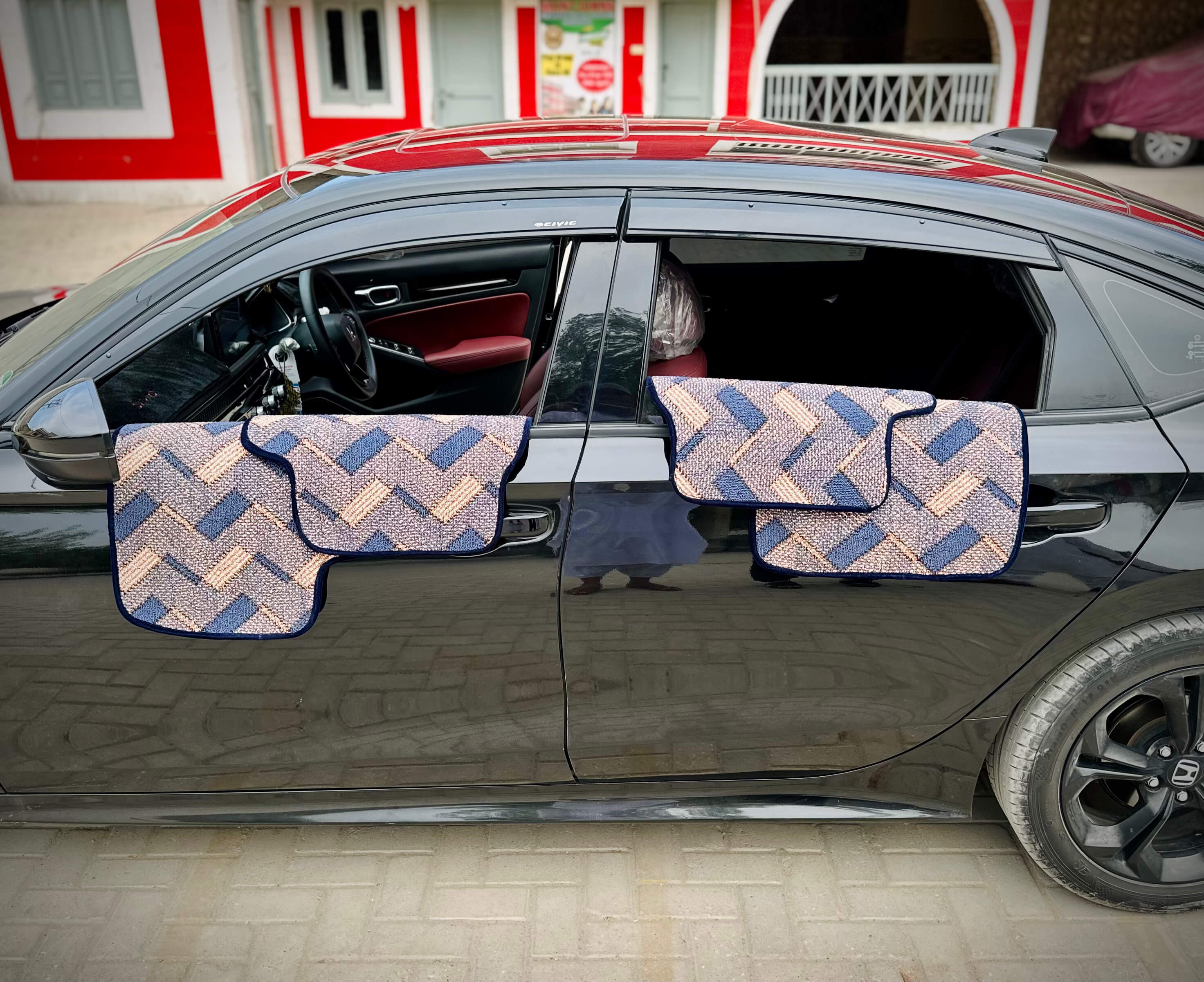 Sapphire Aura – Premium Kashmiri Rug Car Mats