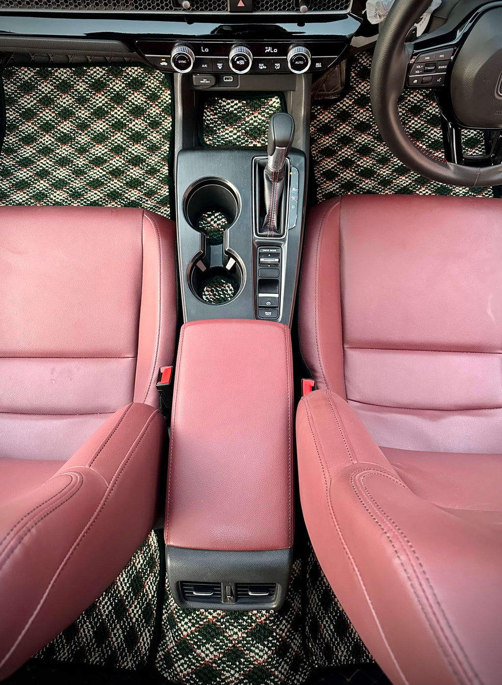 Emerald Aura – Premium Kashmiri Rug Car Mats