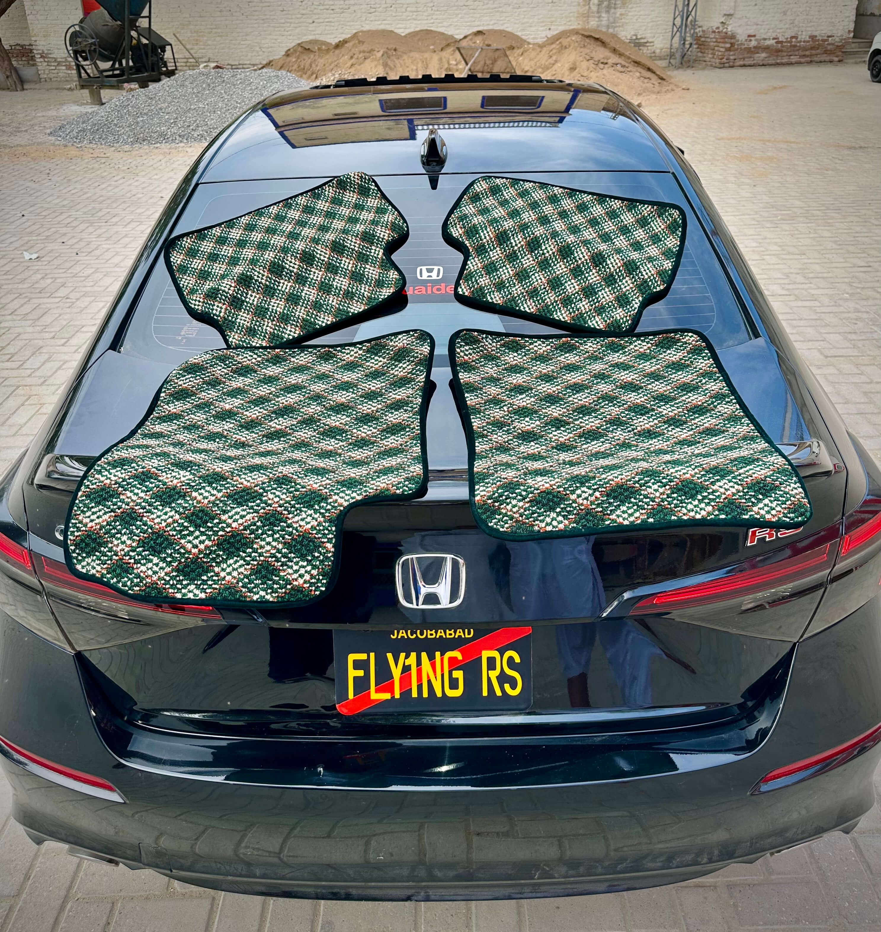 Emerald Aura – Premium Kashmiri Rug Car Mats