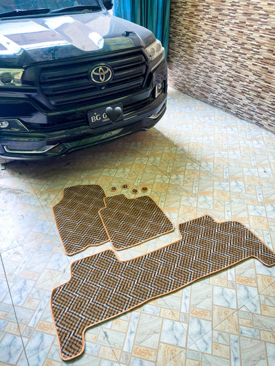 Desert Aura – Premium Kashmiri Rug Car Mats