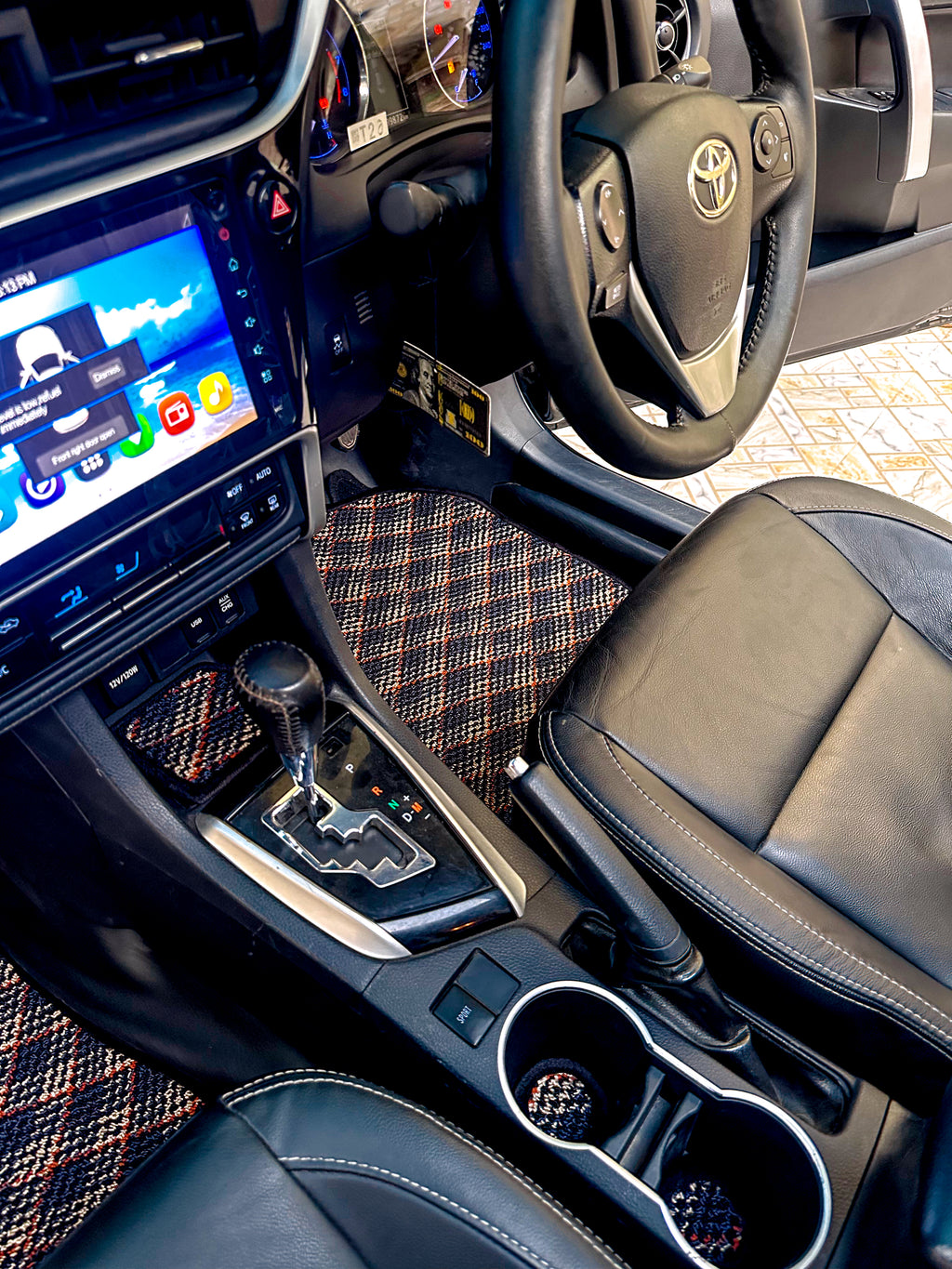 Midnight Aura – Premium Kashmiri Rug Car Mats