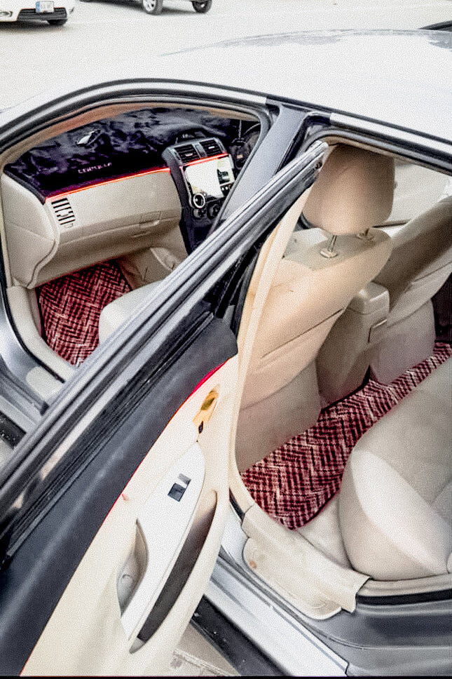 Saffron Aura – Premium Kashmiri Rug Car Mats