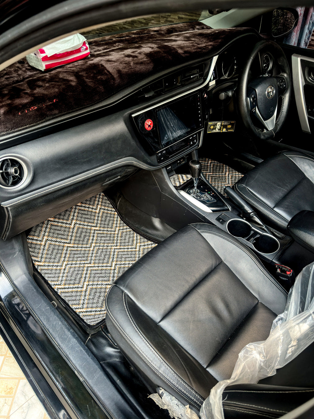 Stone Aura – Premium Kashmiri Rug Car Mats